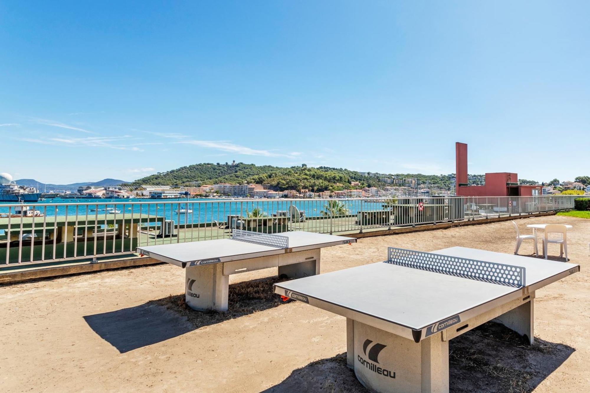 Residence Pierre & Vacances Les Jardins De La Cote D'Azur 생 망드리에 쉬르 메르 외부 사진