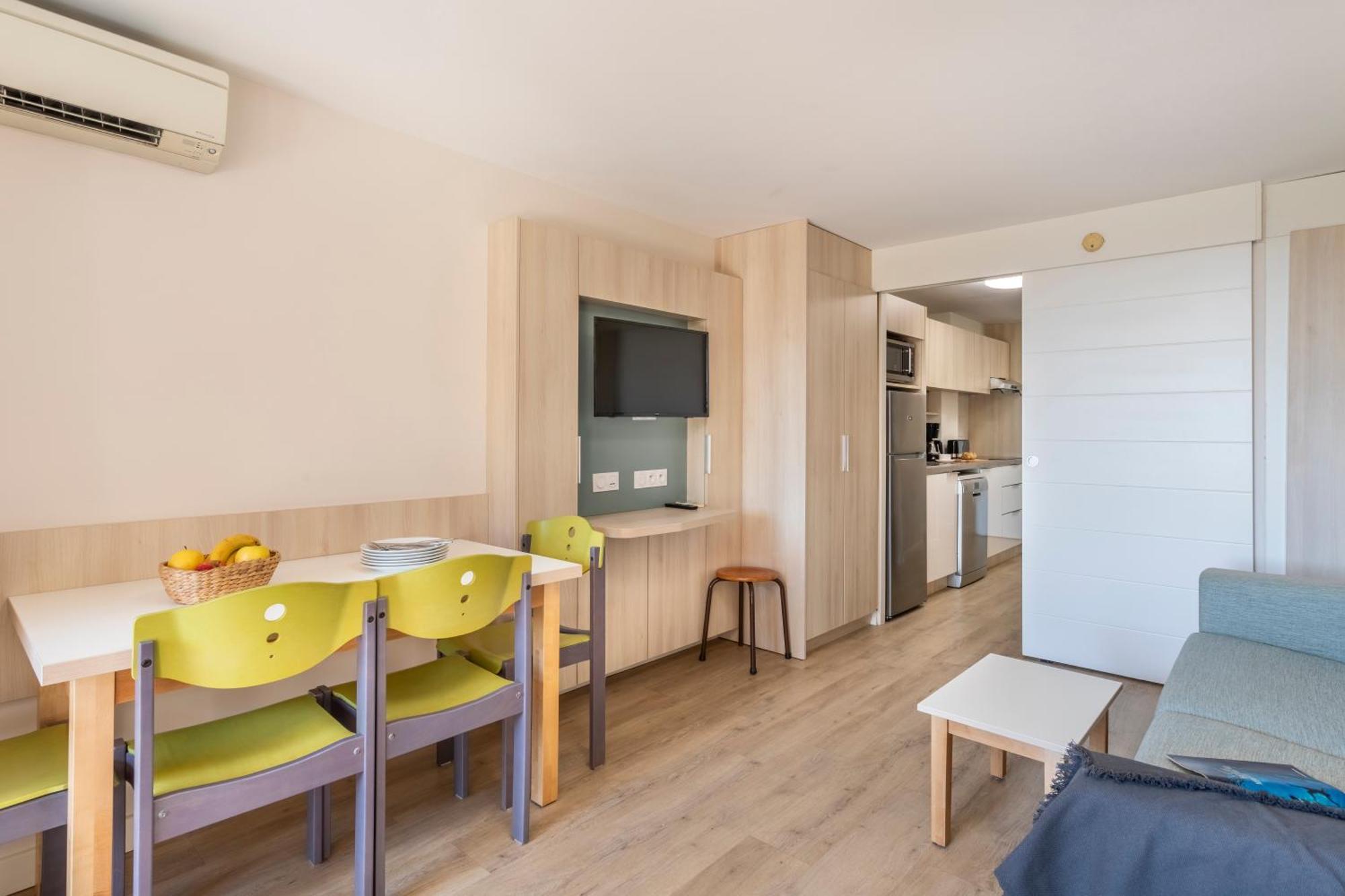 Residence Pierre & Vacances Les Jardins De La Cote D'Azur 생 망드리에 쉬르 메르 외부 사진